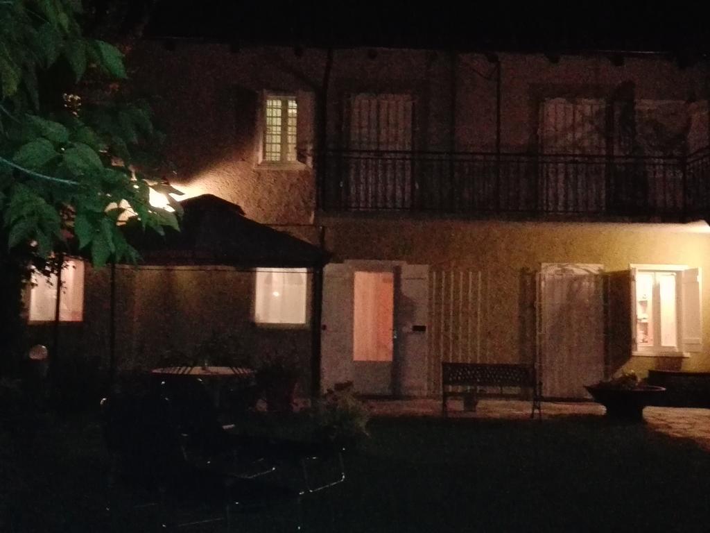 Casa Badinot Pension Diano dʼAlba Buitenkant foto