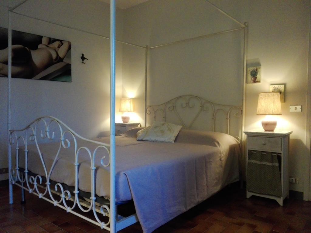 Casa Badinot Pension Diano dʼAlba Buitenkant foto
